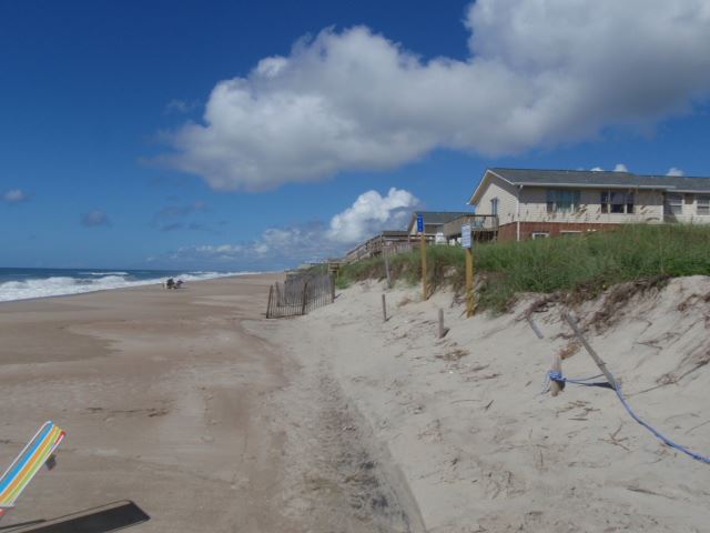 Pine Knoll Townes Looking West